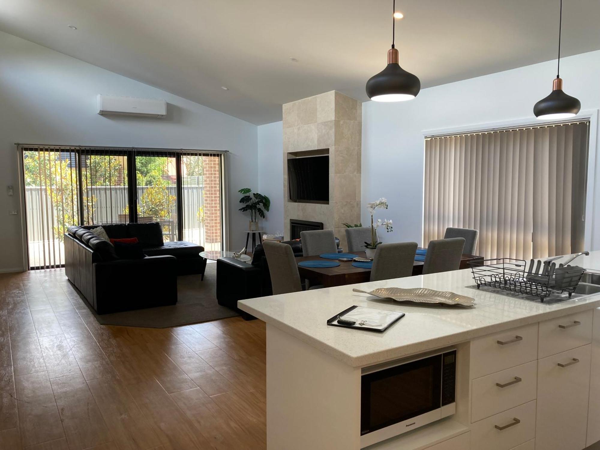 Mountain Mist Apartments Брайт Екстериор снимка